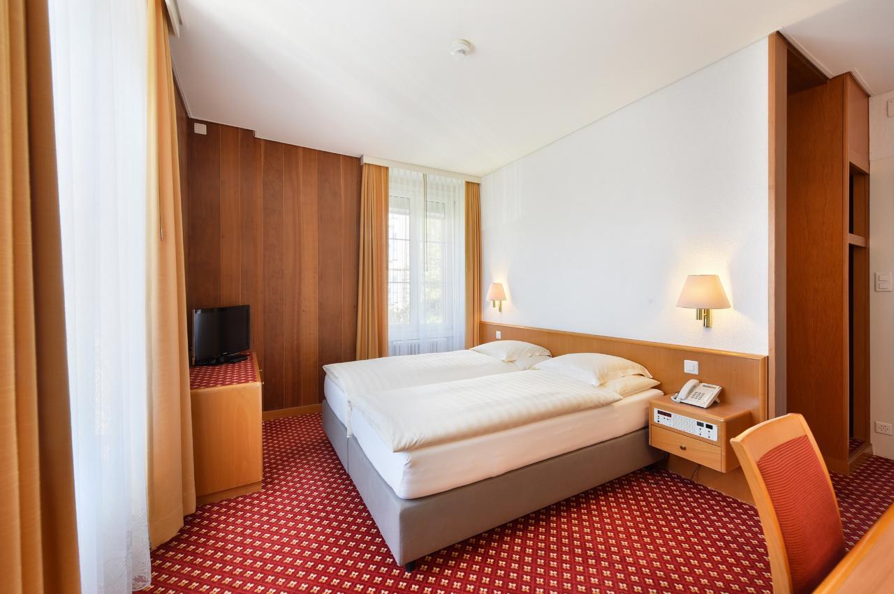 Elite Hotel 3*