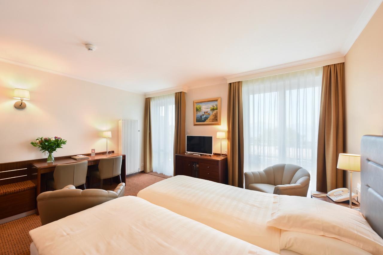 Elite Hotel 3*